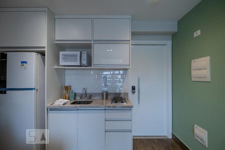 Cozinha de apartamento para alugar com 1 quarto, 40m² em Vila Madalena, São Paulo