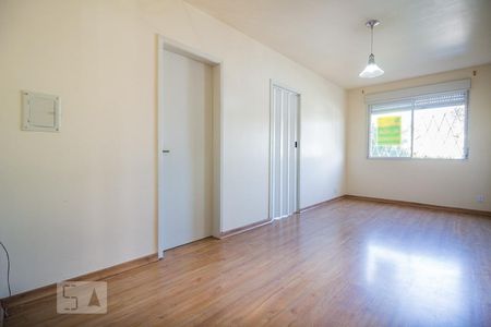 Sala de apartamento para alugar com 1 quarto, 38m² em Camaquã, Porto Alegre