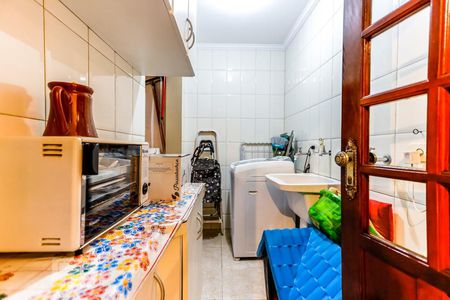 Casa à venda com 106m², 4 quartos e 2 vagasÁrea de Serviço