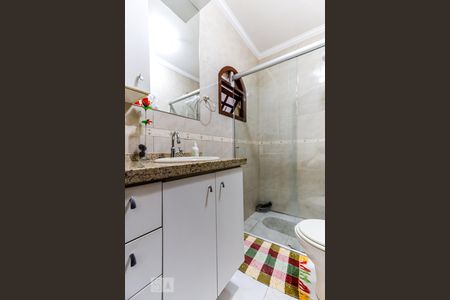 Casa à venda com 106m², 4 quartos e 2 vagasBanheiro da Suíte