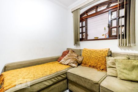 Sala de TV de casa à venda com 4 quartos, 106m² em Vila Leonor, São Paulo