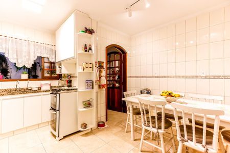 Casa à venda com 106m², 4 quartos e 2 vagasCopa e Cozinha