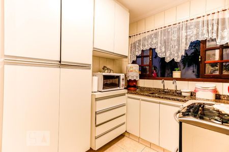 Casa à venda com 106m², 4 quartos e 2 vagasCopa e Cozinha