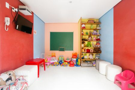 Apartamento para alugar com 47m², 2 quartos e 1 vaga Apartamento para alugar com 47m², 2 quartos e 1 vagaÁrea comum - Brinquedoteca