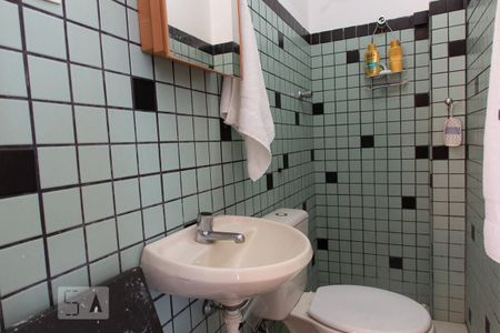 Apartamento à venda com 389m², 4 quartos e 4 vagasBanheiro da Área de Serviço