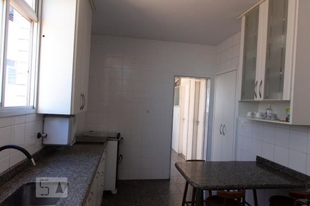 Apartamento à venda com 389m², 4 quartos e 4 vagasCozinha