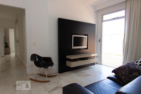 Apartamento à venda com 389m², 4 quartos e 4 vagasSala de TV