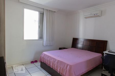 Apartamento à venda com 389m², 4 quartos e 4 vagasSuíte 2