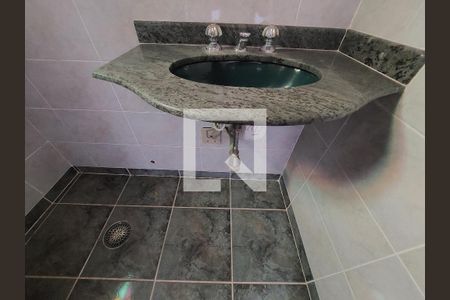 Casa à venda com 160m², 4 quartos e 1 vagaSuíte 1