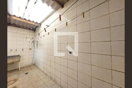 Casa à venda com 160m², 4 quartos e 1 vagaÁrea de Serviço