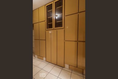 Apartamento para alugar com 61m², 2 quartos e 1 vagaCozinha - Armários