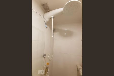 Casa à venda com 230m², 4 quartos e 1 vaga Casa à venda com 230m², 4 quartos e 1 vagaBanheiro da Suíte 2