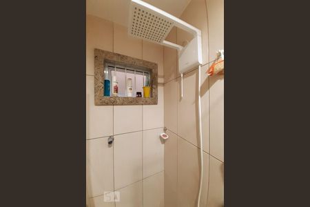 Casa à venda com 230m², 4 quartos e 1 vaga Casa à venda com 230m², 4 quartos e 1 vagaBanheiro da Suíte 1