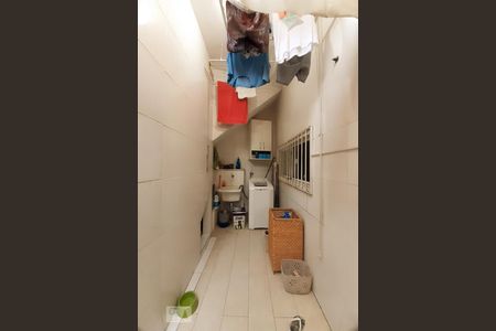 Casa à venda com 230m², 4 quartos e 1 vaga Casa à venda com 230m², 4 quartos e 1 vagaÁrea de Serviço