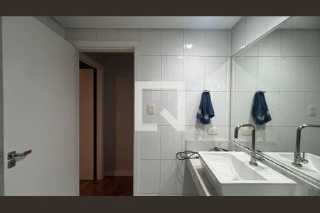 Apartamento à venda com 95m², 2 quartos e sem vagaBanheiro