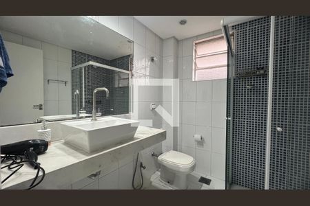 Apartamento à venda com 95m², 2 quartos e sem vagaBanheiro