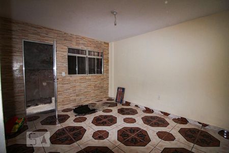 Sala de casa para alugar com 2 quartos, 75m² em Vila Amália (zona Norte), São Paulo