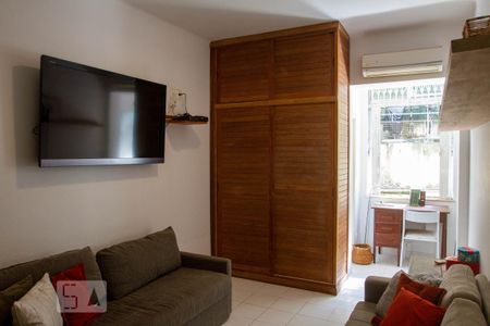 Sala de apartamento para alugar com 1 quarto, 32m² em Gávea, Rio de Janeiro