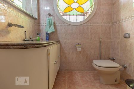 Casa à venda com 400m², 4 quartos e 3 vagas Casa à venda com 400m², 4 quartos e 3 vagasBanheiro da Suíte 1