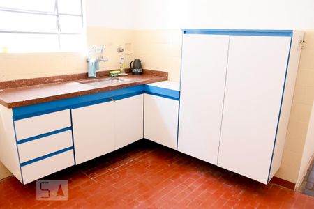 Cozinha de casa para alugar com 2 quartos, 119m² em Vila Arriete, São Paulo