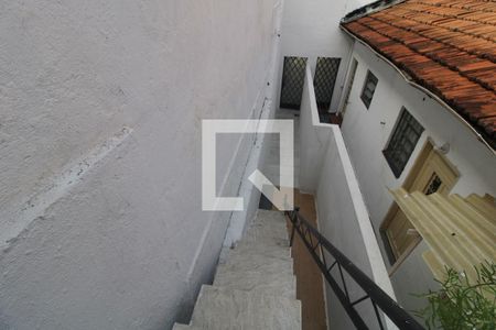 Casa para alugar com 29m², 1 quarto e sem vagaEscada