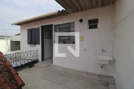 Frente da casa de casa para alugar com 1 quarto, 29m² em Vila Arriete, São Paulo