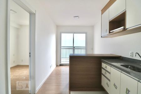 Sala/Cozinha de apartamento à venda com 1 quarto, 28m² em República, São Paulo