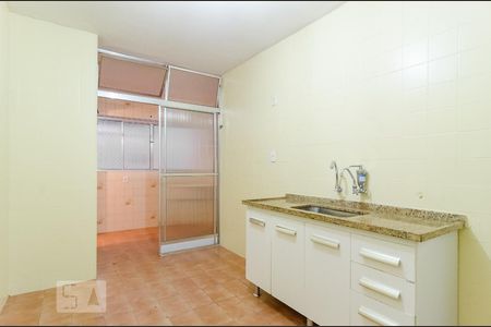 Apartamento para alugar com 70m², 2 quartos e 1 vagaCozinha