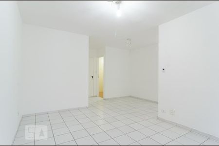 Sala de apartamento para alugar com 2 quartos, 70m² em Vila Mascote, São Paulo