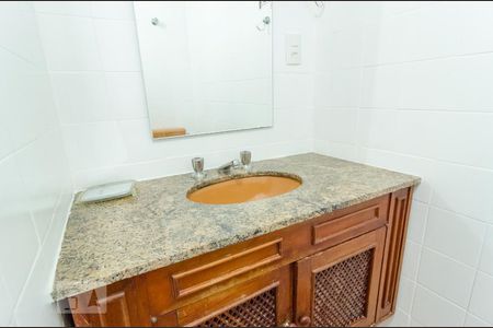 Apartamento para alugar com 70m², 2 quartos e 1 vagaBanheiro