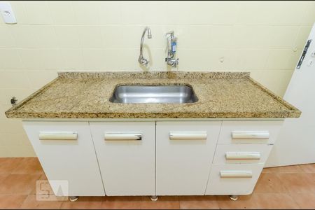 Apartamento para alugar com 70m², 2 quartos e 1 vagaCozinha