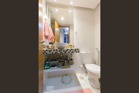 Apartamento à venda com 62m², 2 quartos e 1 vagaBanheiro da Suíte