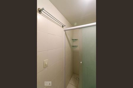 Apartamento para alugar com 73m², 2 quartos e 1 vagaBanheiro Corredor