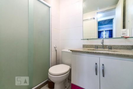 Apartamento para alugar com 73m², 2 quartos e 1 vagaBanheiro Corredor