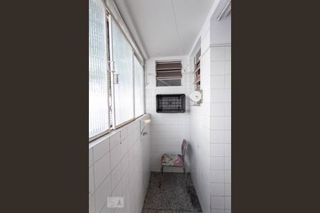 Apartamento para alugar com 110m², 3 quartos e 1 vagaÁrea de Serviço