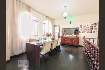 Casa à venda com 3 quartos, 240m² em Santa Amelia, Belo Horizonte