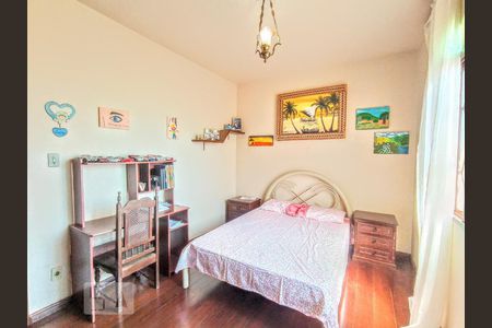 Casa à venda com 3 quartos, 240m² em Santa Amelia, Belo Horizonte