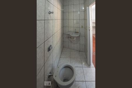 Banheiro de casa à venda com 1 quarto, 80m² em Jardim América, Belo Horizonte