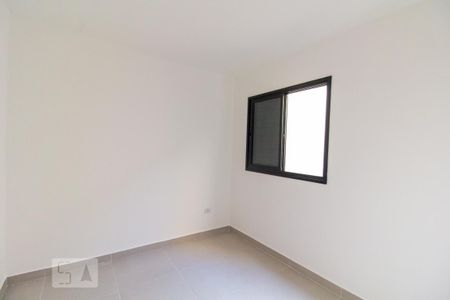 Quarto 1 de apartamento para alugar com 2 quartos, 38m² em Vila Paiva, São Paulo