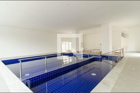 Studio à venda com 41m², 0 quarto e 1 vaga Studio à venda com 41m², 0 quarto e 1 vagaÁrea comum - Piscina