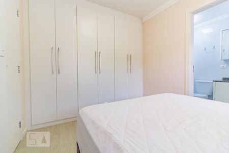 Quarto de apartamento para alugar com 1 quarto, 74m² em Cidade Industrial, Curitiba