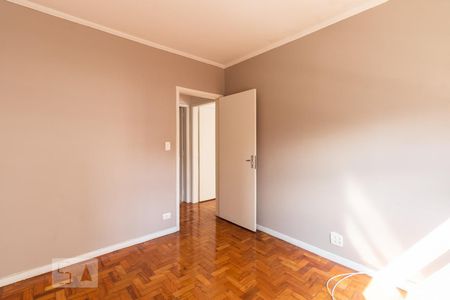 Quarto 1 de apartamento para alugar com 2 quartos, 101m² em Itaim Bibi, São Paulo