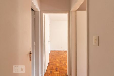 Corredor de apartamento para alugar com 2 quartos, 101m² em Itaim Bibi, São Paulo