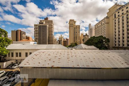 Vista da Suíte de apartamento à venda com 3 quartos, 80m² em Cambuí, Campinas