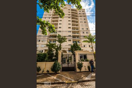 Apartamento à venda com 80m², 3 quartos e 2 vagasFachada