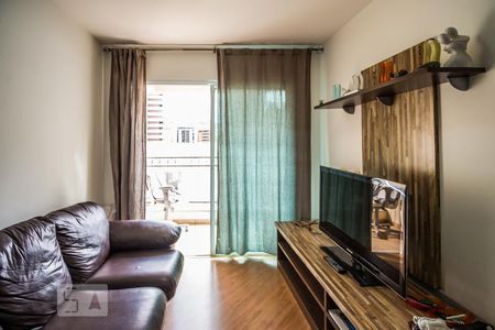 Sala de apartamento à venda com 3 quartos, 80m² em Cambuí, Campinas