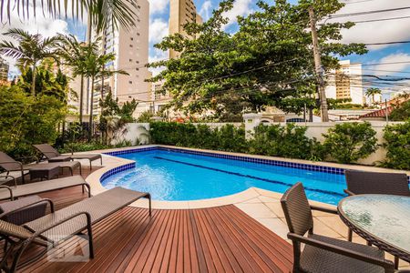 Apartamento à venda com 80m², 3 quartos e 2 vagasÁrea comum - Piscina