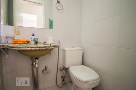 Apartamento à venda com 80m², 3 quartos e 2 vagasBanheiro