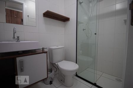 Banheiro de kitnet/studio para alugar com 1 quarto, 22m² em Centro Histórico de São Paulo, São Paulo