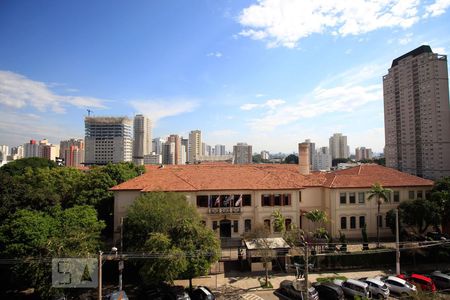 Apartamento para alugar com 70m², 2 quartos e 1 vaga Apartamento para alugar com 70m², 2 quartos e 1 vagaVista